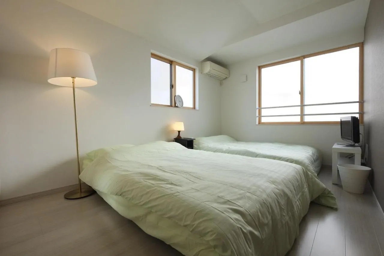 Ln05 New Home In Sannomiya With Own Car Park 神戸市 日本